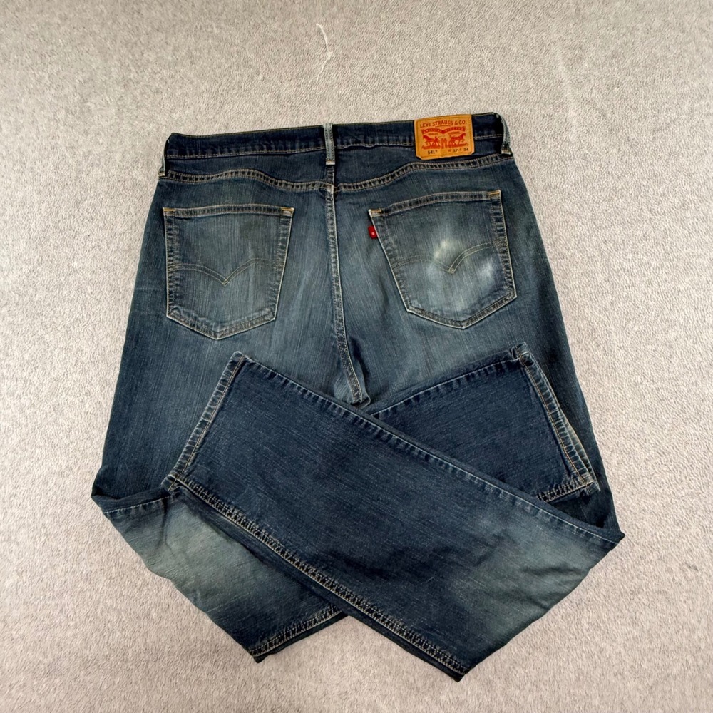 Levi's 541 Athletic Taper Jeans Mens 37x34 Blue‎ Medium Wash Stretch Denim